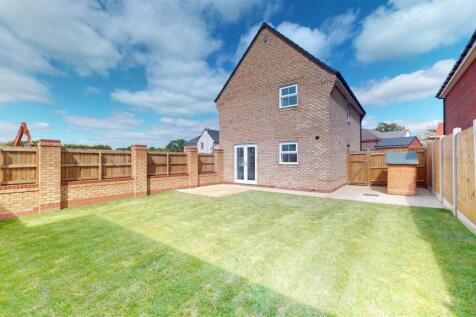 Bligny Crescent 48 Rear Garden 2024 2.jpg