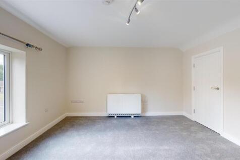 School Bank 2 - Flat 2 - Pontesbury - Living Area.