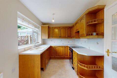 St Andrews Road 37 Kitchen 1.jpg