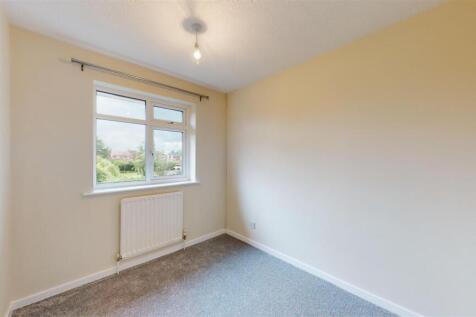 St Andrews Road 37 Bedroom Two.jpg