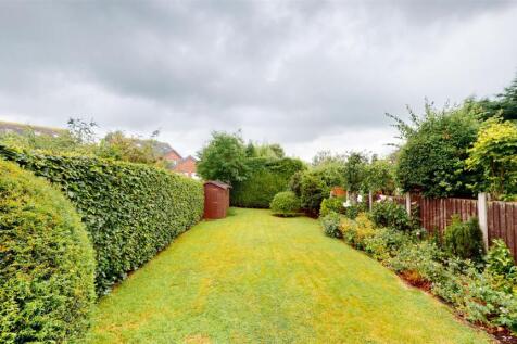 St Andrews Road 37 Rear Garden 2023.jpg