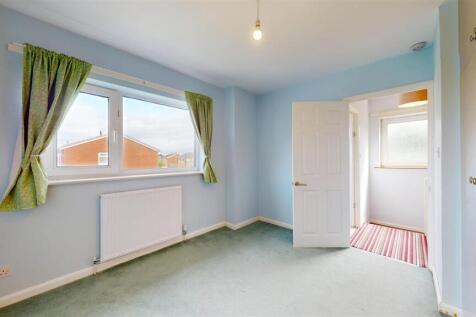 Stretton Close 18 Bedroom Two.jpg