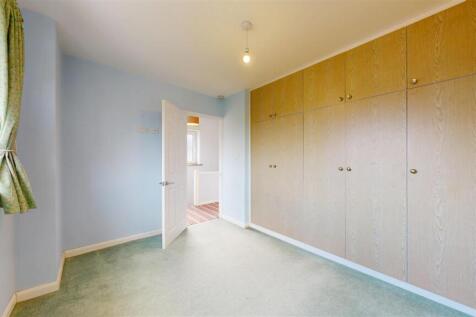 Stretton Close 18 Bedroom Two 2.jpg