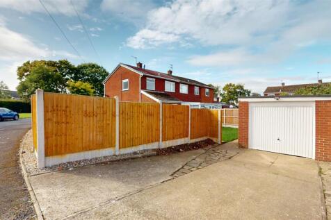 Stretton Close 18 Garage.jpg