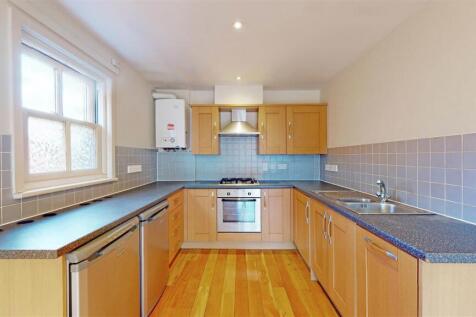 Darwin Place, Apartment 3 Kitchen.jpg