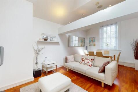 The Woodlands, Flat 7 Living Dining Room.jpg