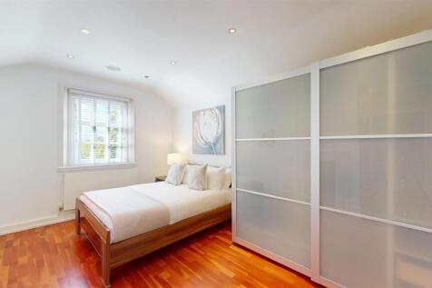 The Woodlands, Flat 7 Bedroom Two .jpg