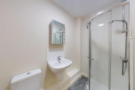 Abbey Wharf, Apartment 16 Bathroom.jpg