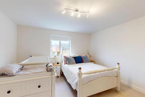 Gardeners Place 67, Bedroom One 2.jpg