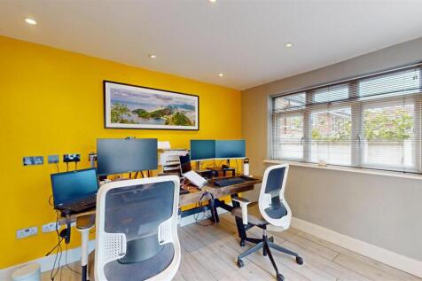 Gardeners Place 67, Office.jpg