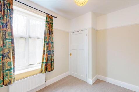 Riverside Close 7 Bedroom Two 2.jpg