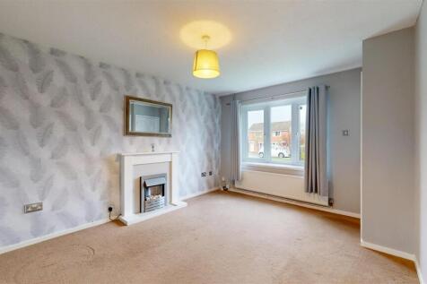 Lanesfield 12 Living Room.jpg