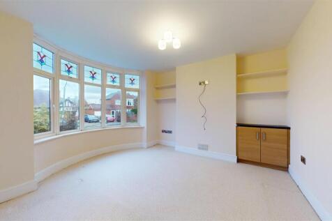 Wellmead Road 5 Living Room 1.jpg