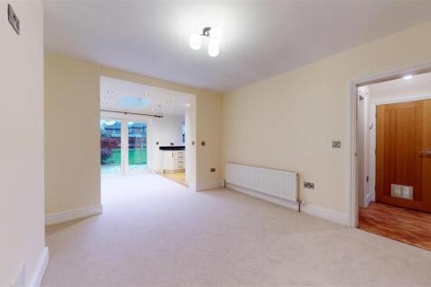 Wellmead Road 5 Living Dining Room.jpg