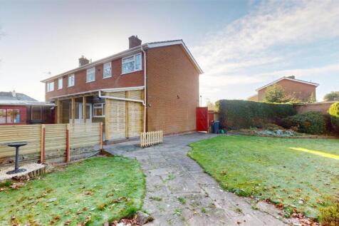 Monkmoore Crescent 16, Garden 1.jpg