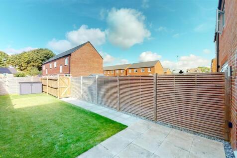 Whitfield Crescent 5 Rear Garden 2023 1.jpg