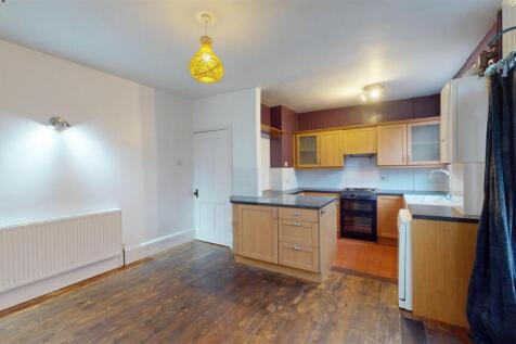 Drawwell Street 16,.jpg