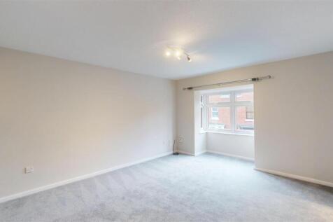 Tankerville Street 9, Living Room (2).jpg