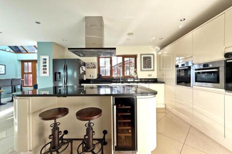 thumbnail_image4 (4).jpg