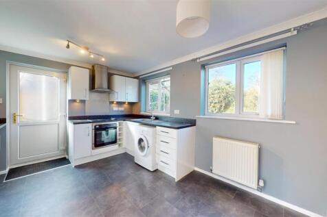 Sunnybank Road 35 Kitchen.jpg