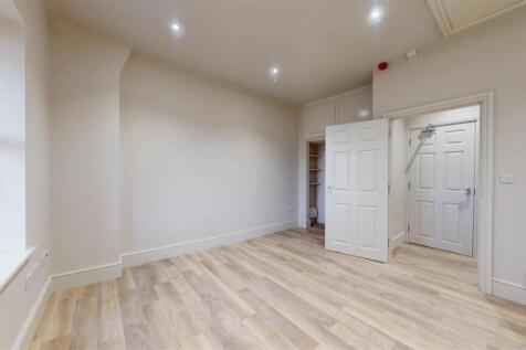 Abbey Foregate 32, Flat 8 Living Area 2.jpg