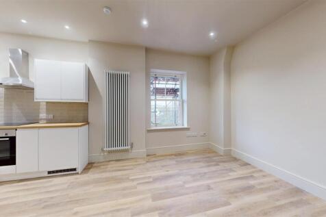 Abbey Foregate 32, Flat 8 Living Area 3.jpg