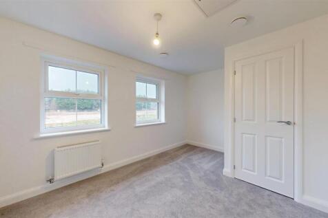 Leedham Close 14 Bedroom Two.jpg