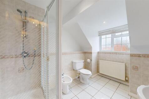 Bicton Heath, Haresfield 5 Bedroom One En Suite Sh