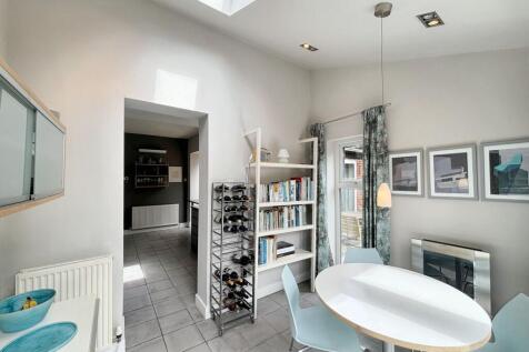Snug/Garden Room