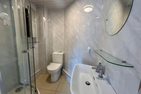 Main Bedroom En Suite
