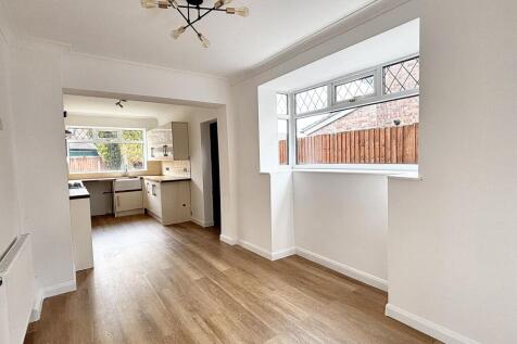 Dining Room/Sitting Area