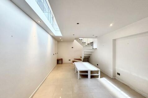 Basement/Home Cinema