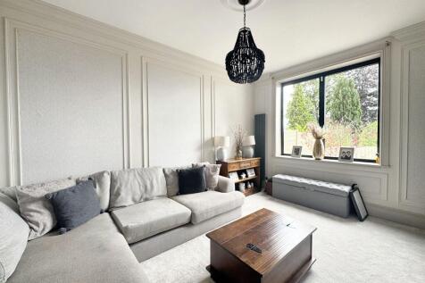 Snug Lounge