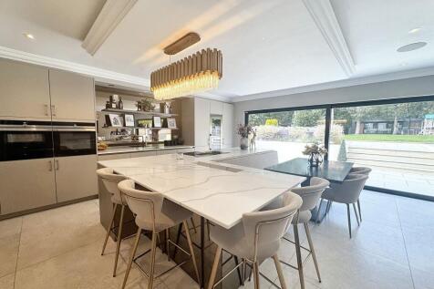 Kitchen/Living Room/ Dining Room
