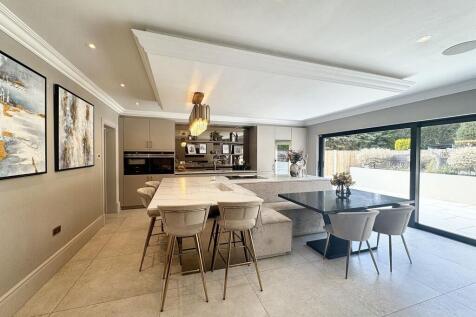 Kitchen/Living Room/ Dining Room