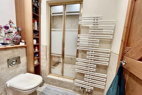 Jack and Jill Shower Room