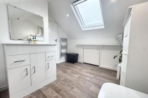 En-suite Guest W.C