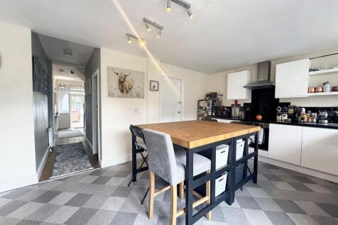 Kitchen/Diner/Family Area