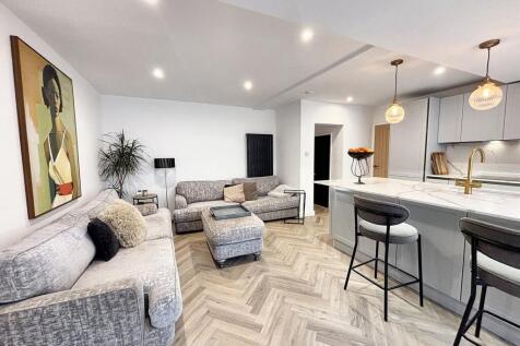 Kitchen/Diner/Family Room