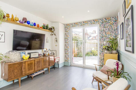 Kitchen/Dining/Li...