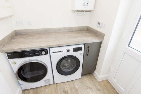 Kitchen/Dining/Li...