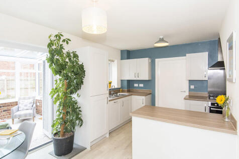 Kitchen/Breakfast...