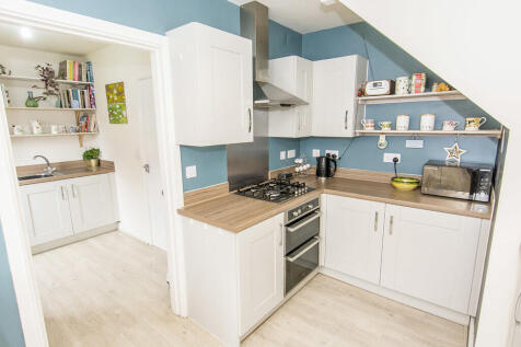 Kitchen/Breakfast...