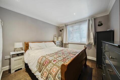 Front Bedroom 1