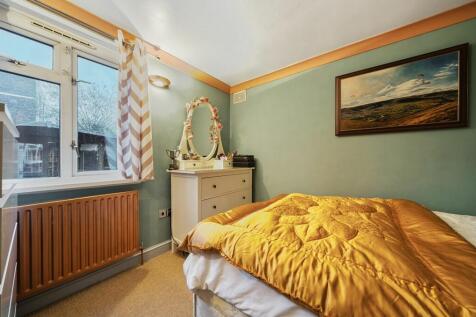 Rear Bedroom 2