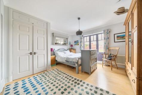 Bedroom 1 (Rear)