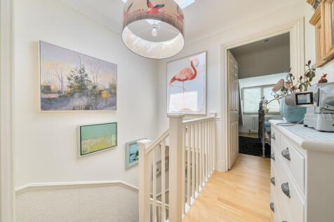 2nd Floor Landing