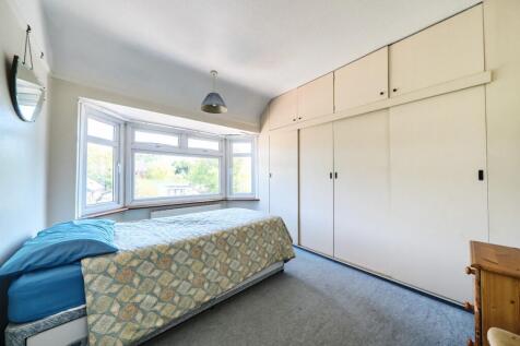 Bedroom 1 (rear)