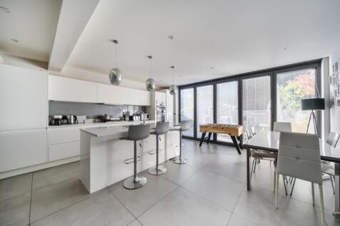 Extended Kitchen/Diner/Family Rrom