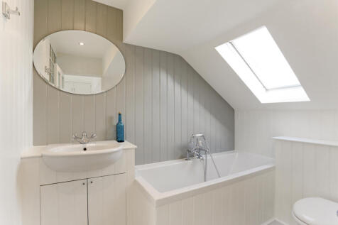 53 Hestercombe Avenu